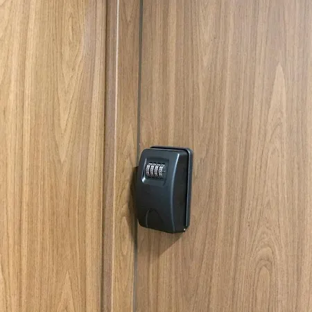 Apartment 8b