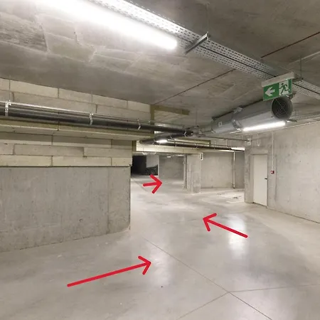 8b Apartment